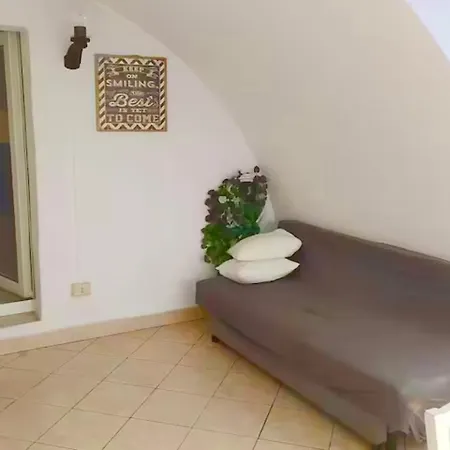 Apartament Mezzanino Con Patio E Archi A Vela Bari