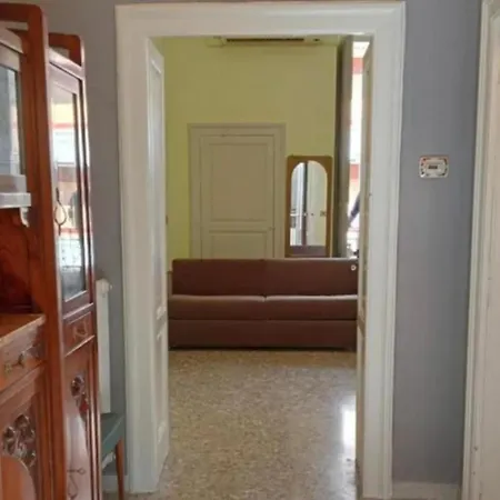 Apartament Mezzanino Con Patio E Archi A Vela