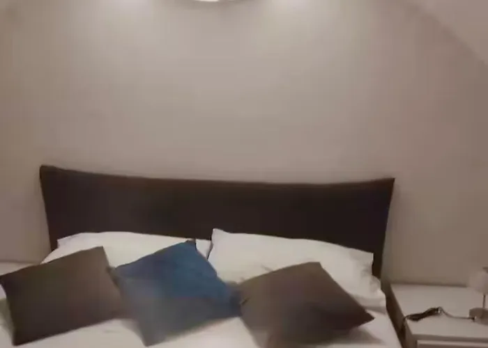 Mezzanino Con Patio E Archi A Vela Apartment *